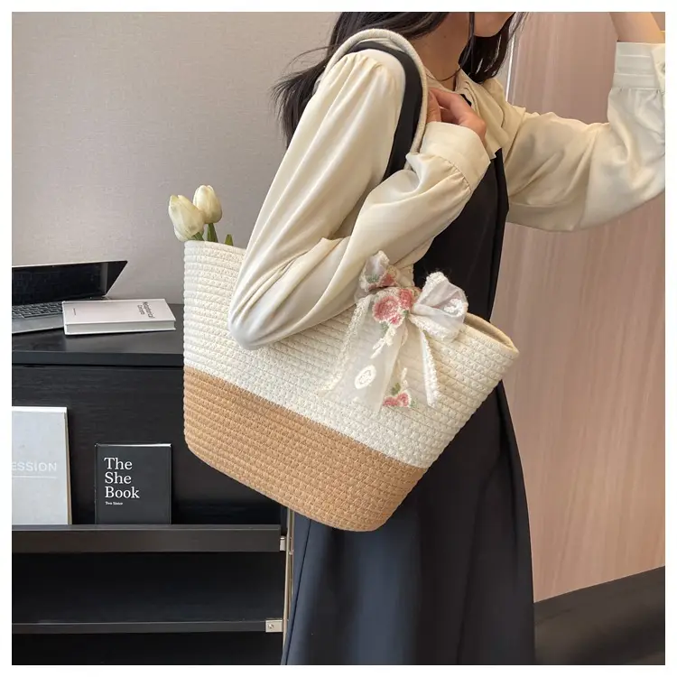 Women's Straw Bow Tote Bag Beige Brown — feature 7