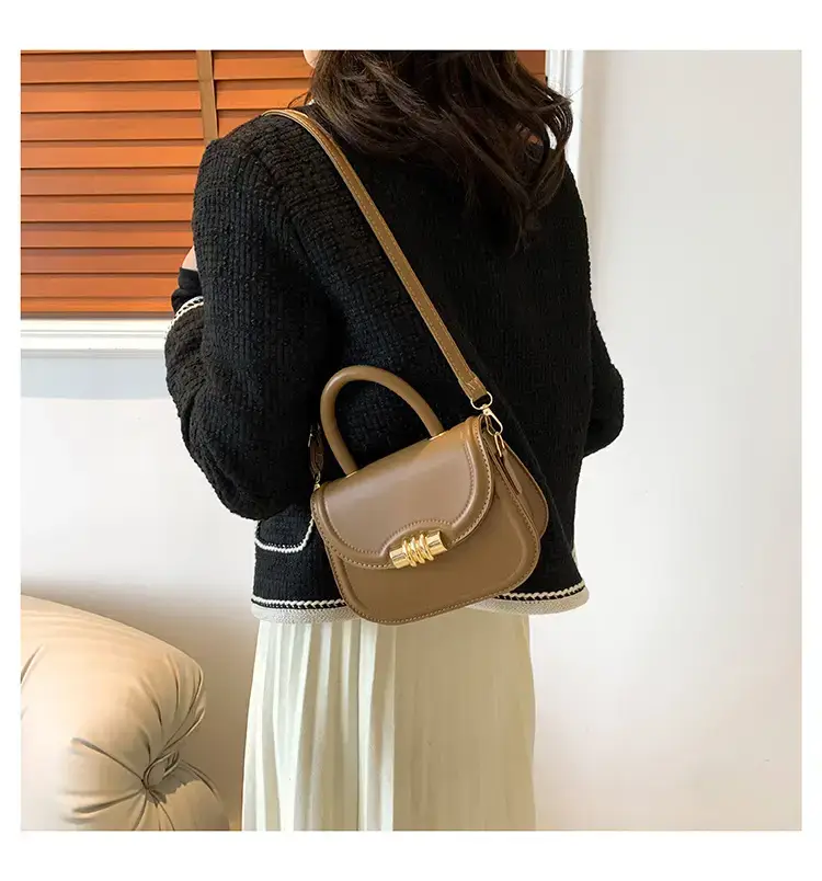 Brown Leather Shoulder Bag with Metal Clasp — feature 14