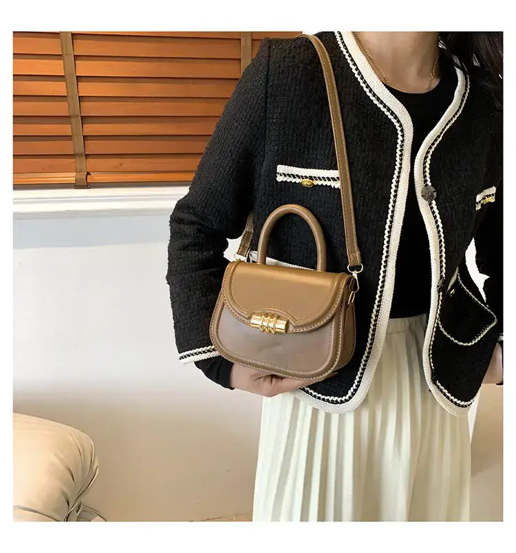Brown Leather Shoulder Bag with Metal Clasp — feature 15