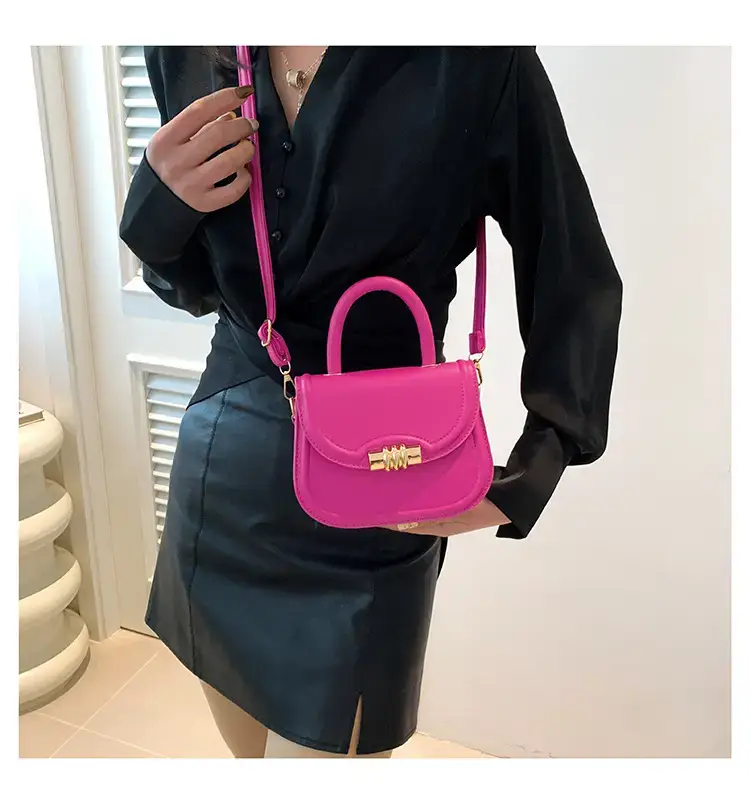 Brown Leather Shoulder Bag with Metal Clasp — feature 26