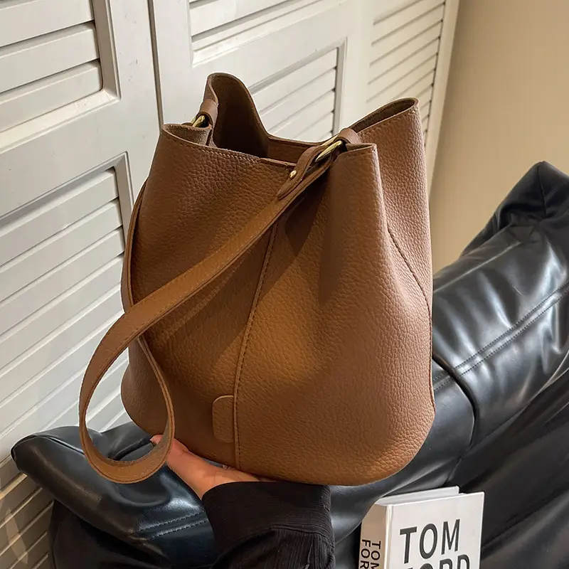 Black Underarm Bucket Bag for Women 2026 - Image 7