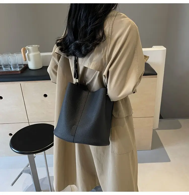 Black Underarm Bucket Bag for Women 2026 — feature 17