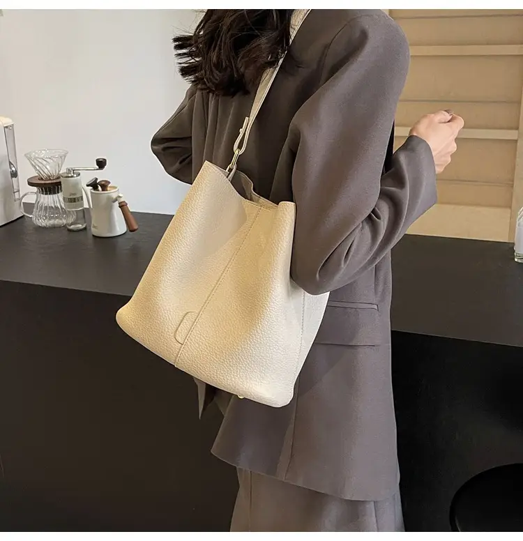 Black Underarm Bucket Bag for Women 2026 — feature 25