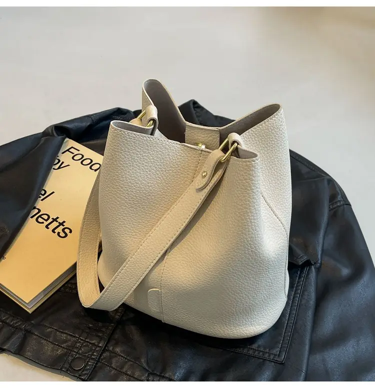 Black Underarm Bucket Bag for Women 2026 — feature 32