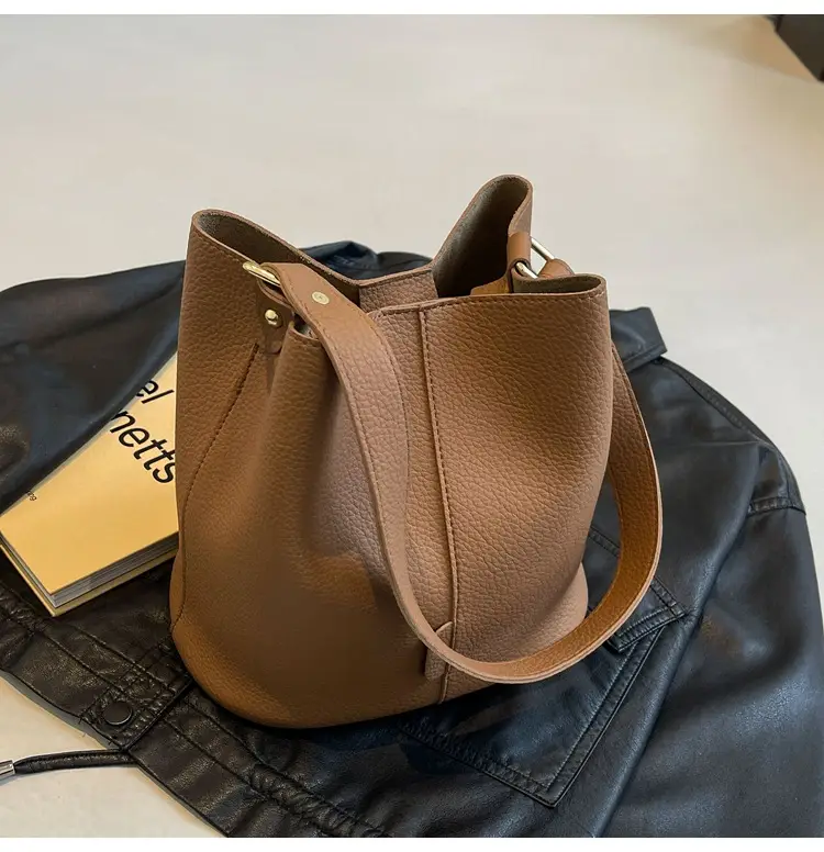 Black Underarm Bucket Bag for Women 2026 — feature 37