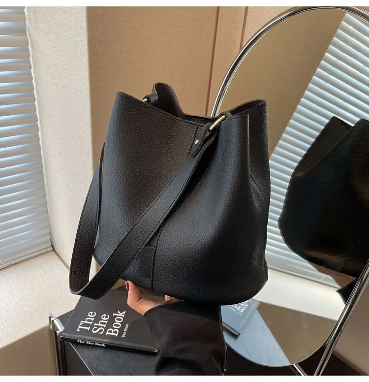 Black Underarm Bucket Bag for Women 2026 — feature 40