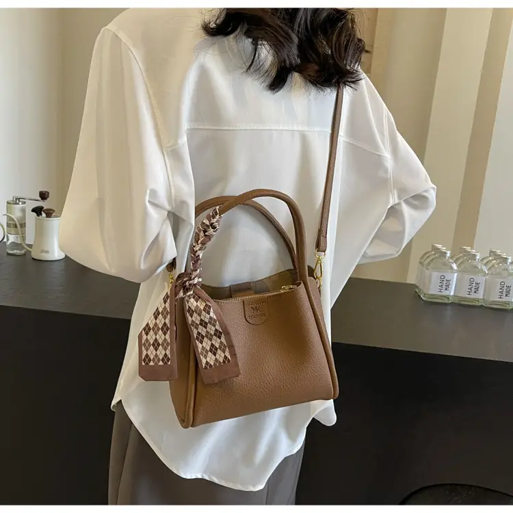 Korean Style Brown Bucket Bag with Tassel Handle — feature 27
