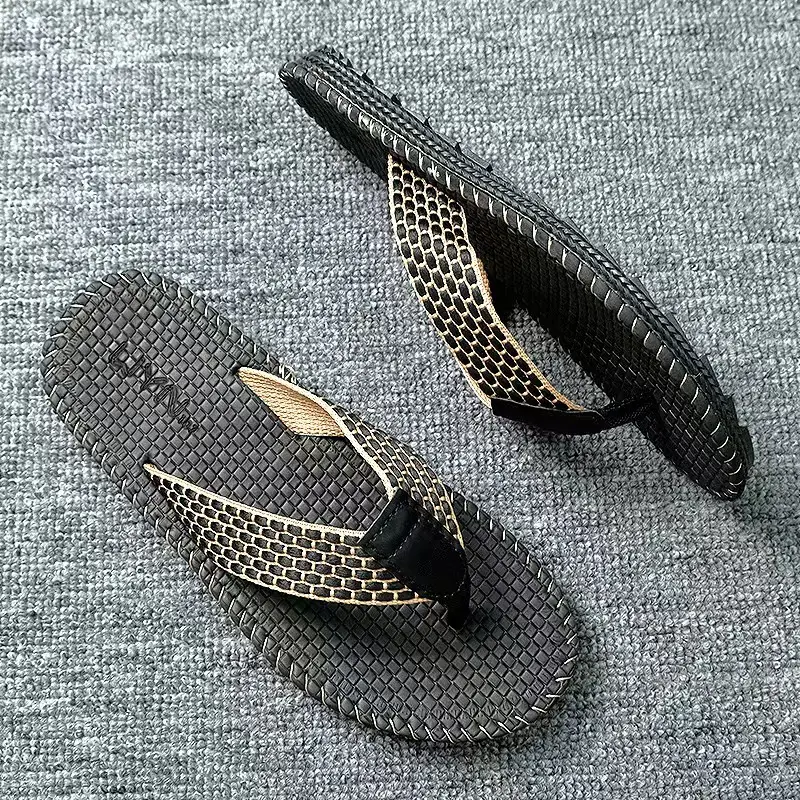 Men's Flip-flops Summer Sandals and Slippers Outer Wear Non-slip Trendy Beach Shoes Casual Fashion Sandals Flip-flops Men's Slippers