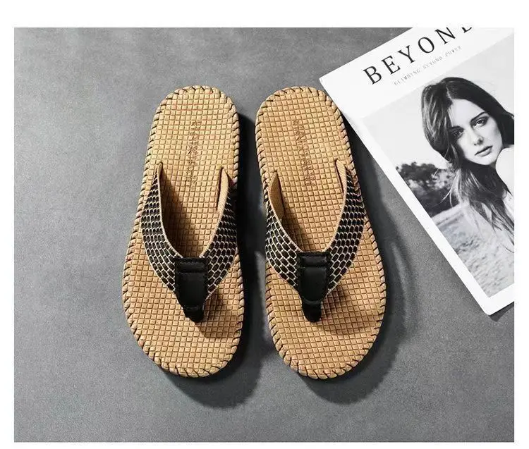 Men's Flip-flops Summer Sandals and Slippers Outer Wear Non-slip Trendy Beach Shoes Casual Fashion Sandals Flip-flops Men's Slippers — feature 14