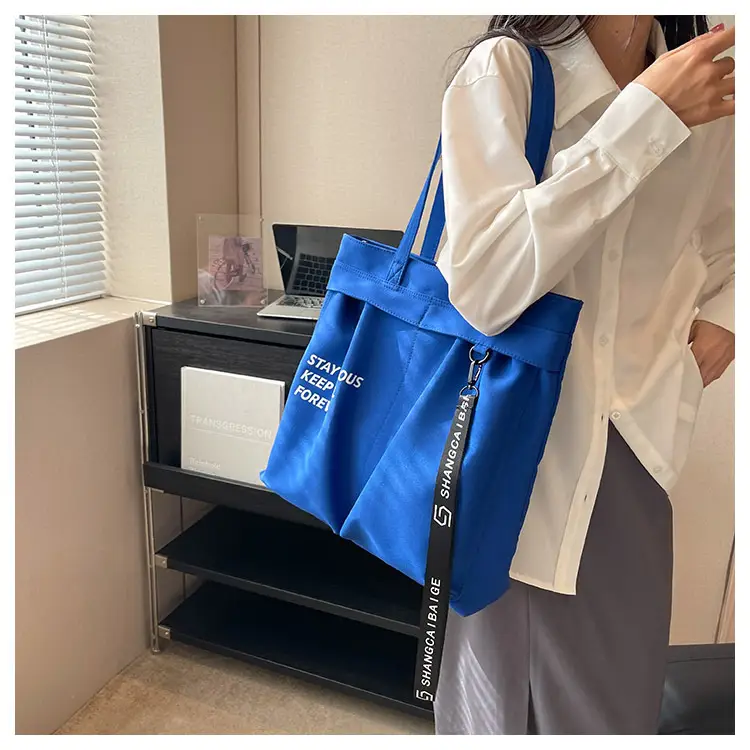 Canvas Textured Shoulder Bag Women Large Capacity 2023 — feature 11