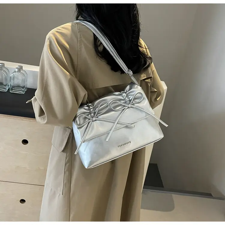 Women's Creamy Underarm Tote Bag with Bow — feature 13