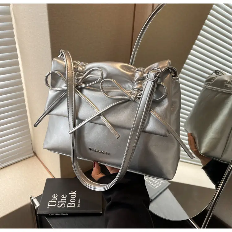 Women's Creamy Underarm Tote Bag with Bow — feature 28