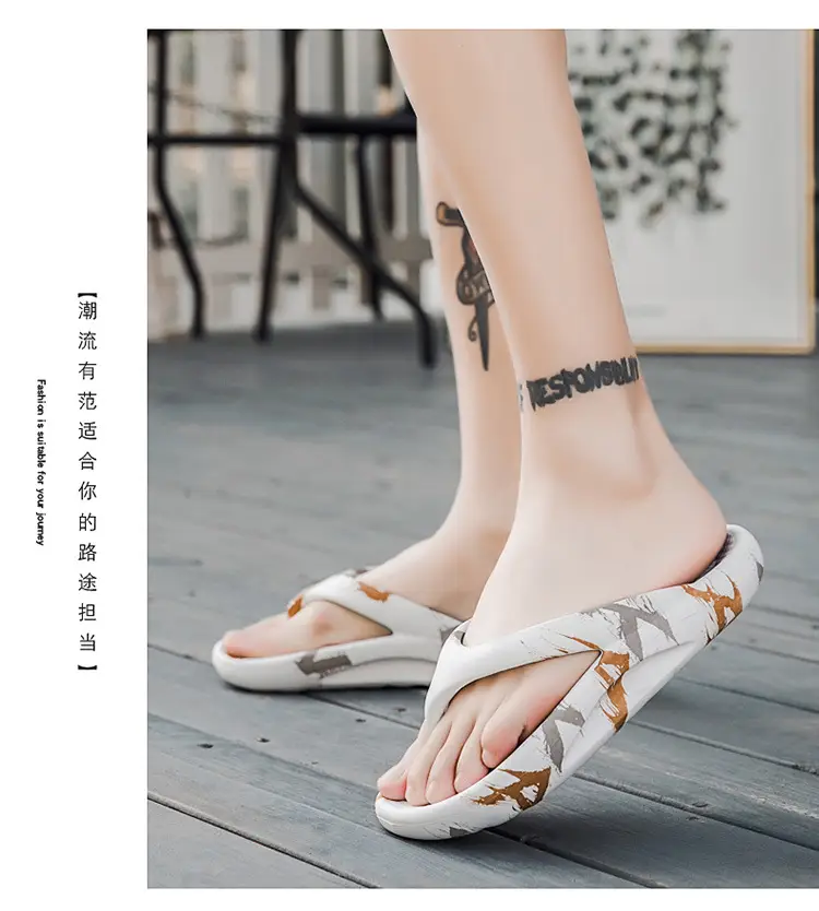 2024 Green Printed Women's Beach Flip Flops — feature 13