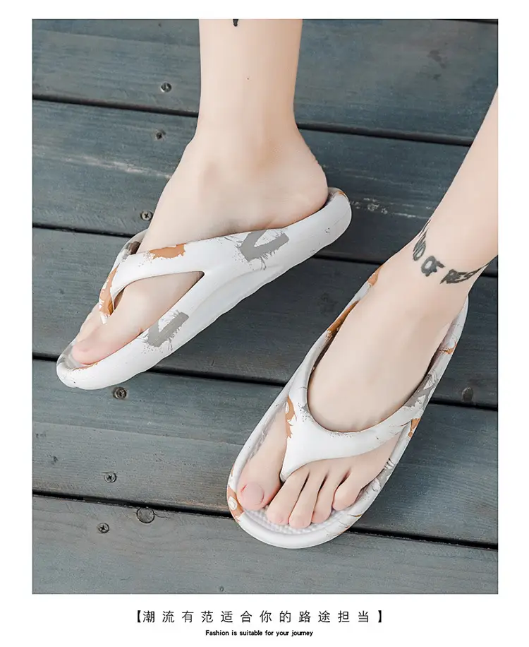 2024 Green Printed Women's Beach Flip Flops — feature 15