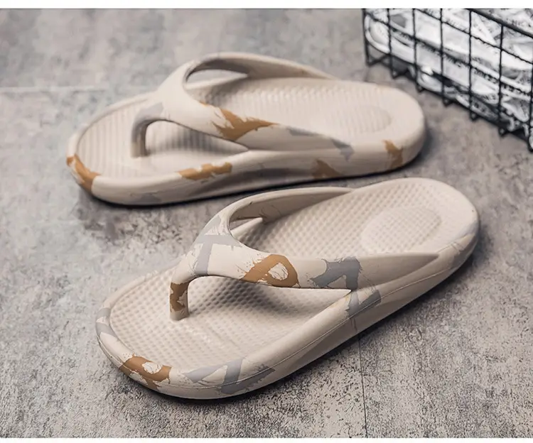 2024 Green Printed Women's Beach Flip Flops — feature 30
