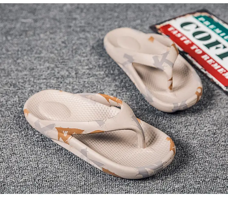 2024 Green Printed Women's Beach Flip Flops — feature 31