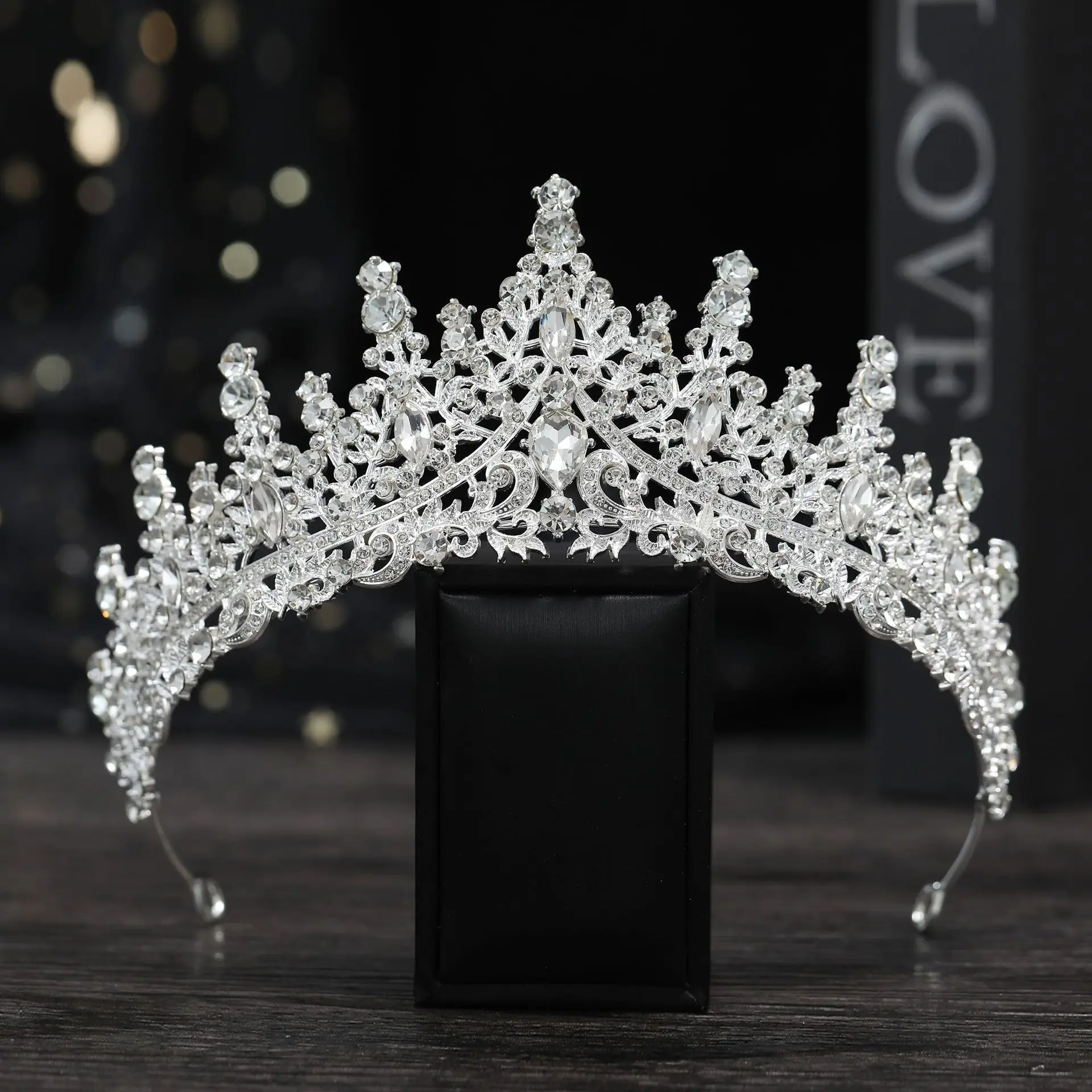 Cross Border Bridal Crown with Rhinestones Gold - Image 8