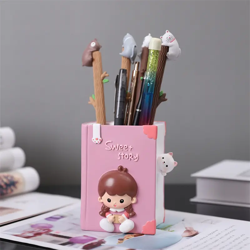 Hot Astronaut Pen Holder with Light & Makeup Brush