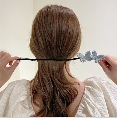 Lazy Butterfly Hair Curler with Blue Butterfly Design - Image 6
