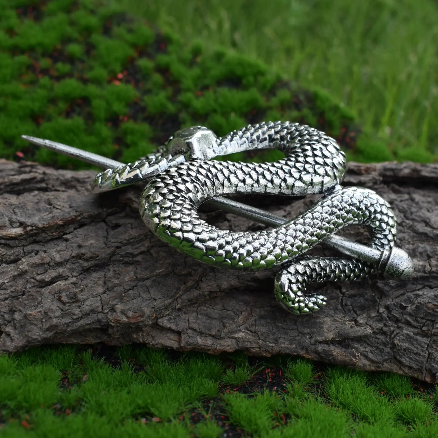 Vintage Snake Hairpin Gothic Witch Halloween Accessory — feature 2