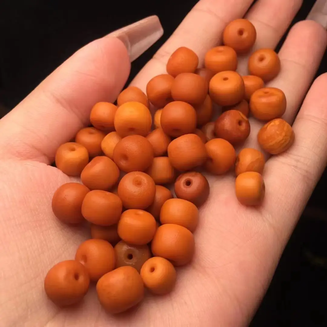 Natural Beeswax Beads for Jewelry & Crafts — feature 4