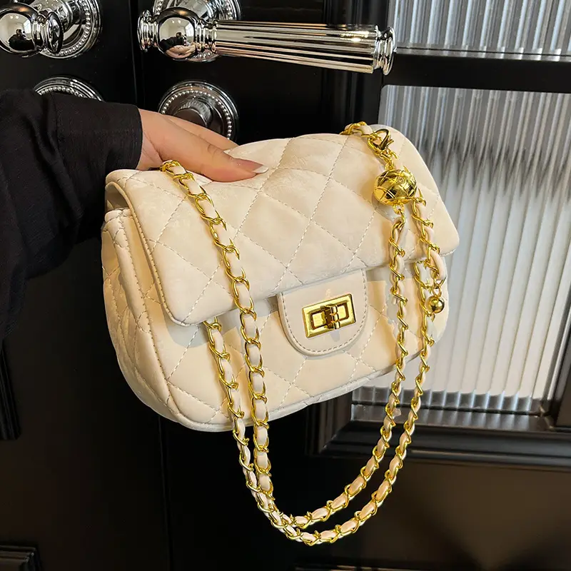 White Quilted Chain Shoulder Bag for Women