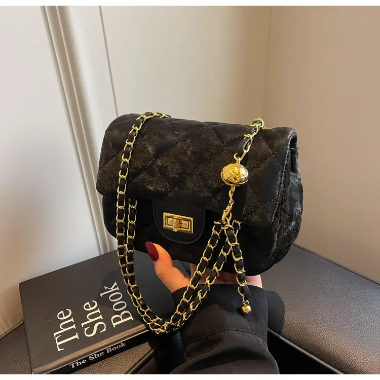 White Quilted Chain Shoulder Bag for Women — feature 29