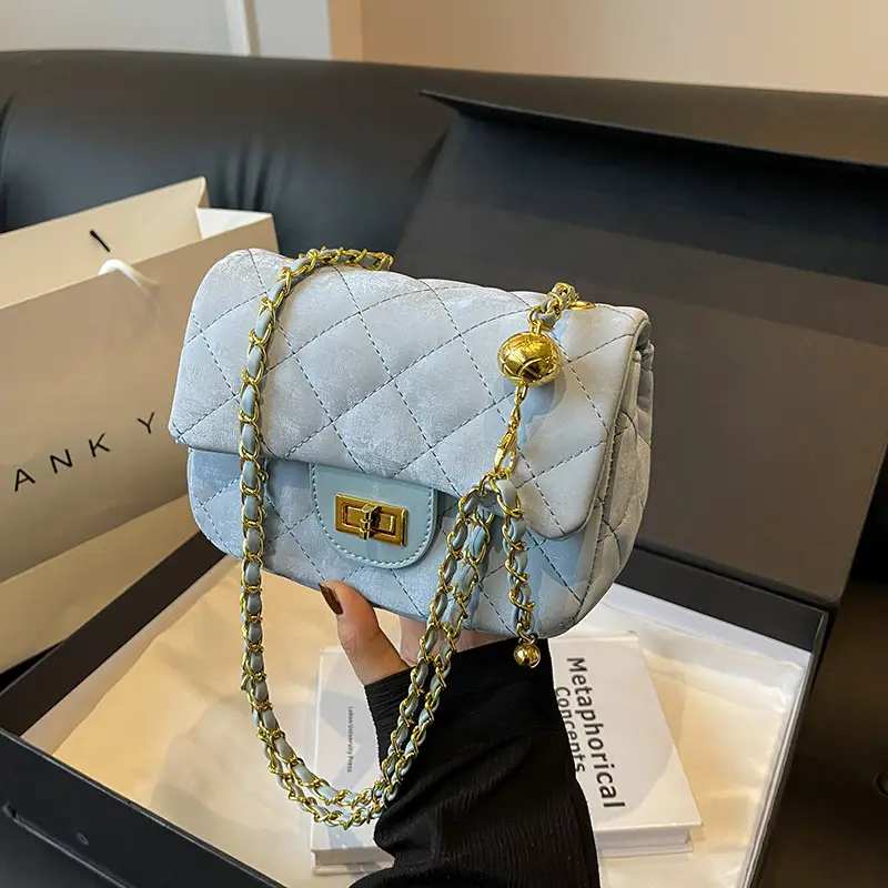 White Quilted Chain Shoulder Bag for Women