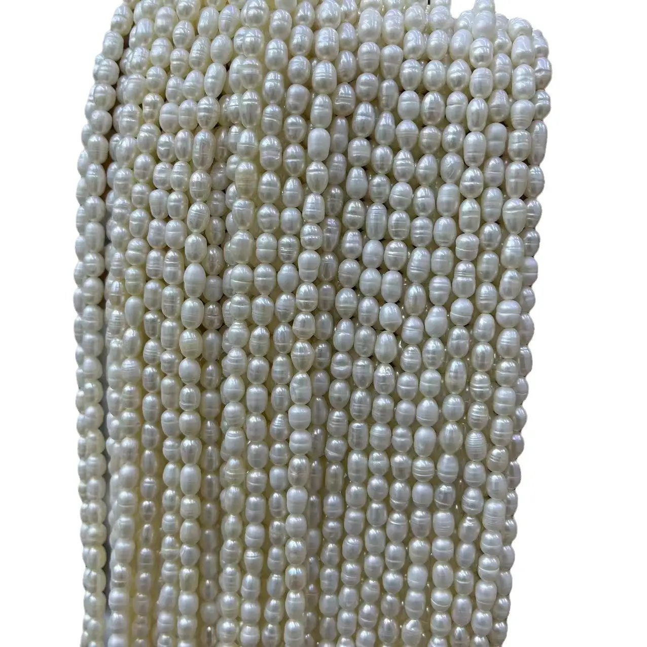 Natural Freshwater Pearl Bracelet 4-5mm Strong Light