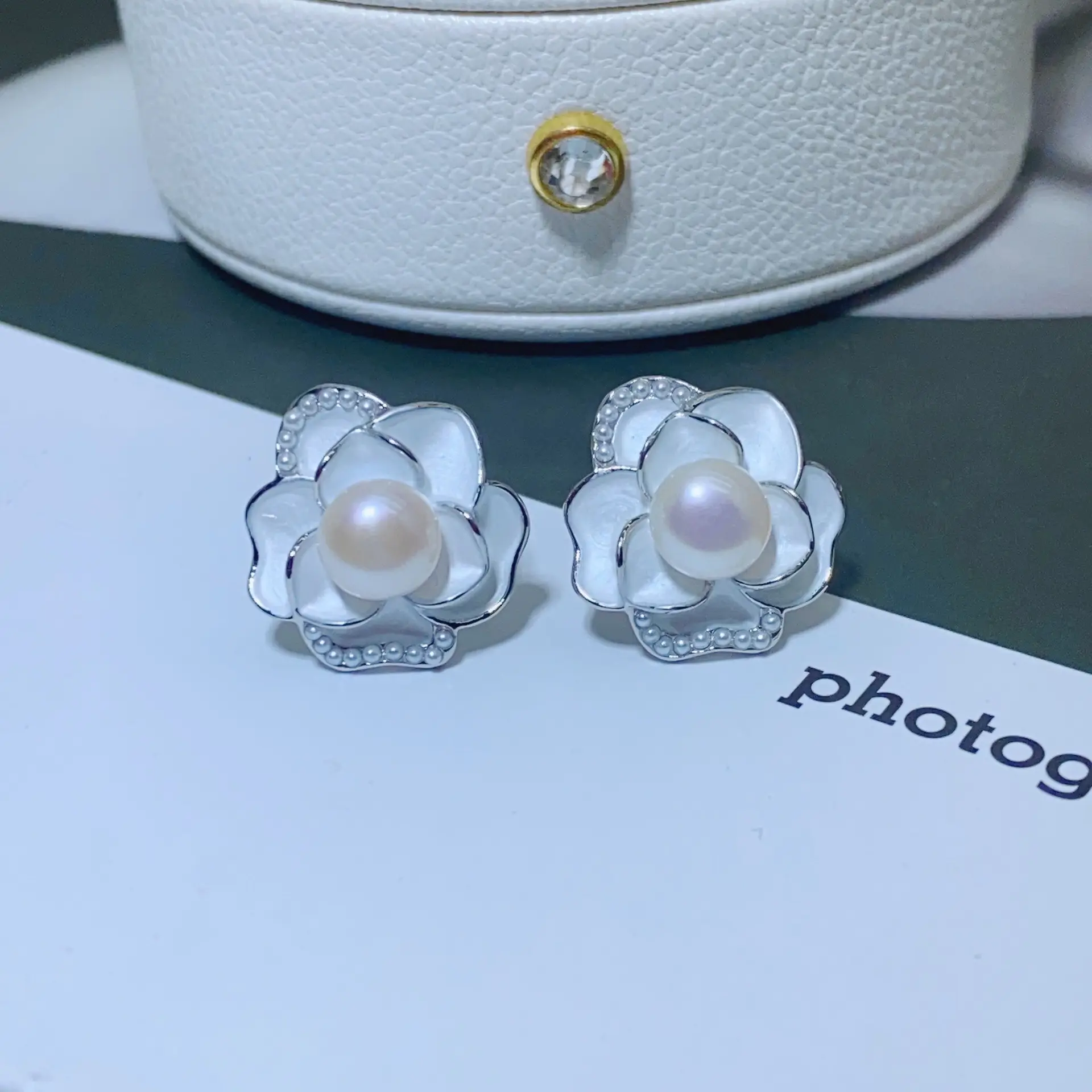 French Vintage Camellia Pearl Earrings White Flower Design — feature 4