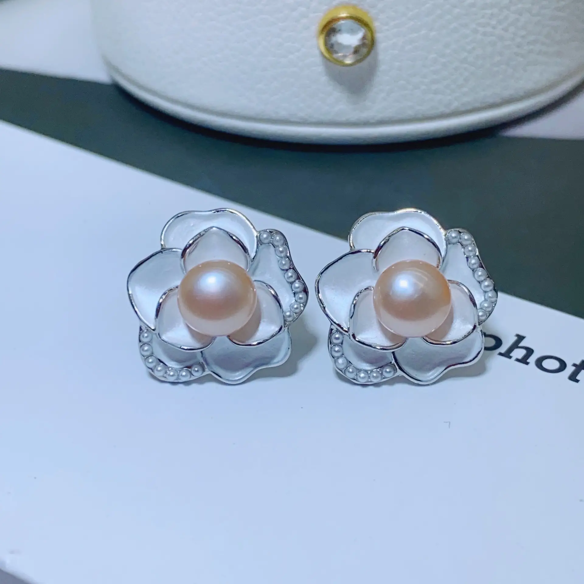 French Vintage Camellia Pearl Earrings White Flower Design — feature 5
