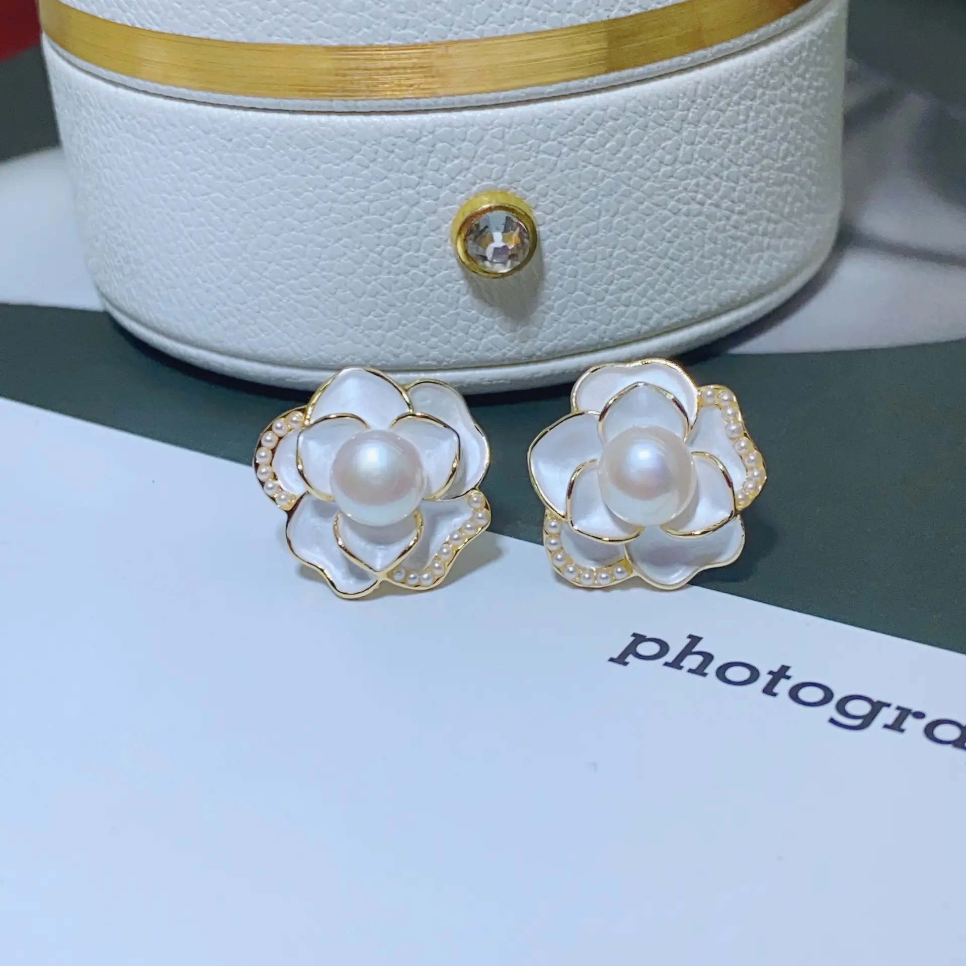 French Vintage Camellia Pearl Earrings White Flower Design — feature 7