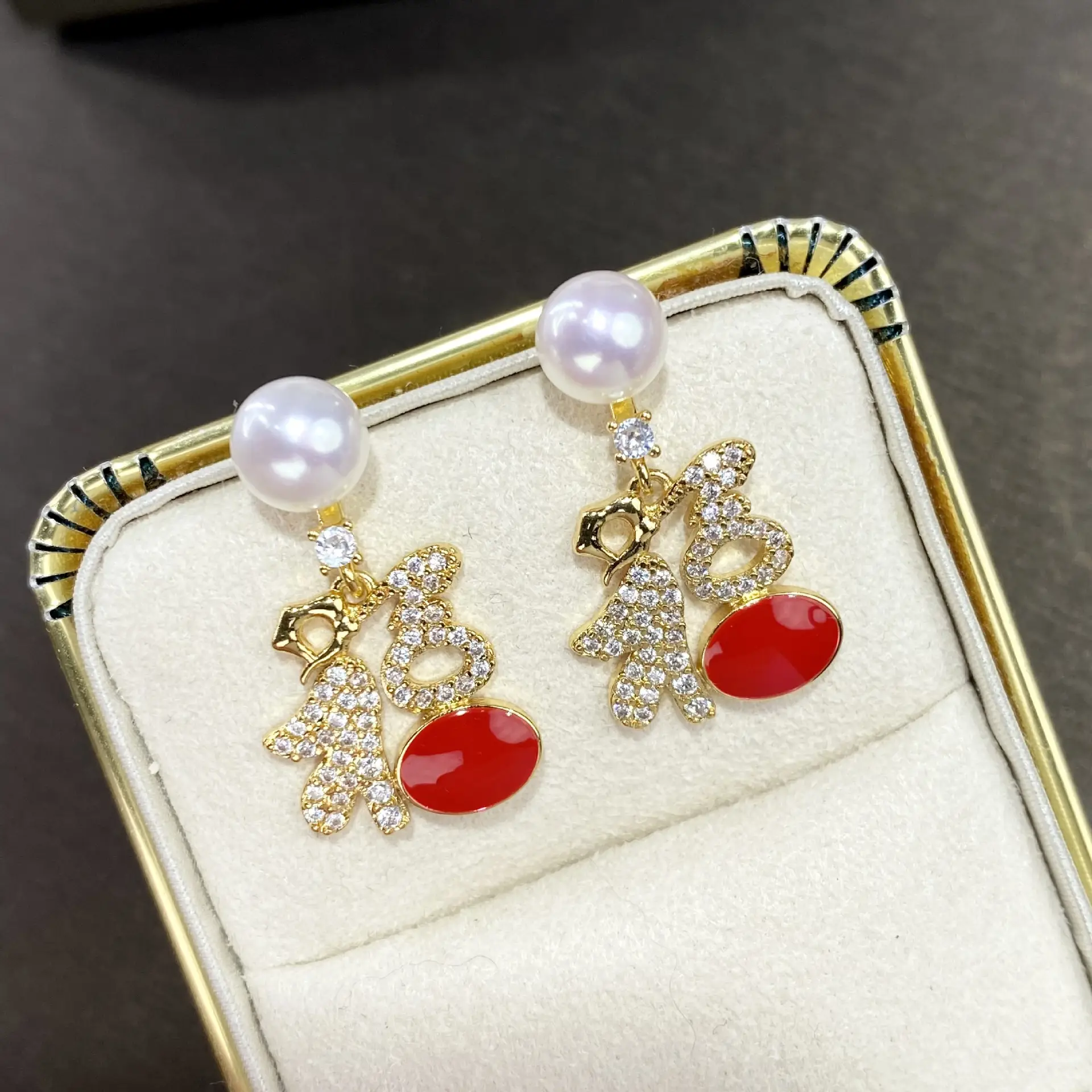 Natural Pearl Chinese Style Earrings Gold Plated
