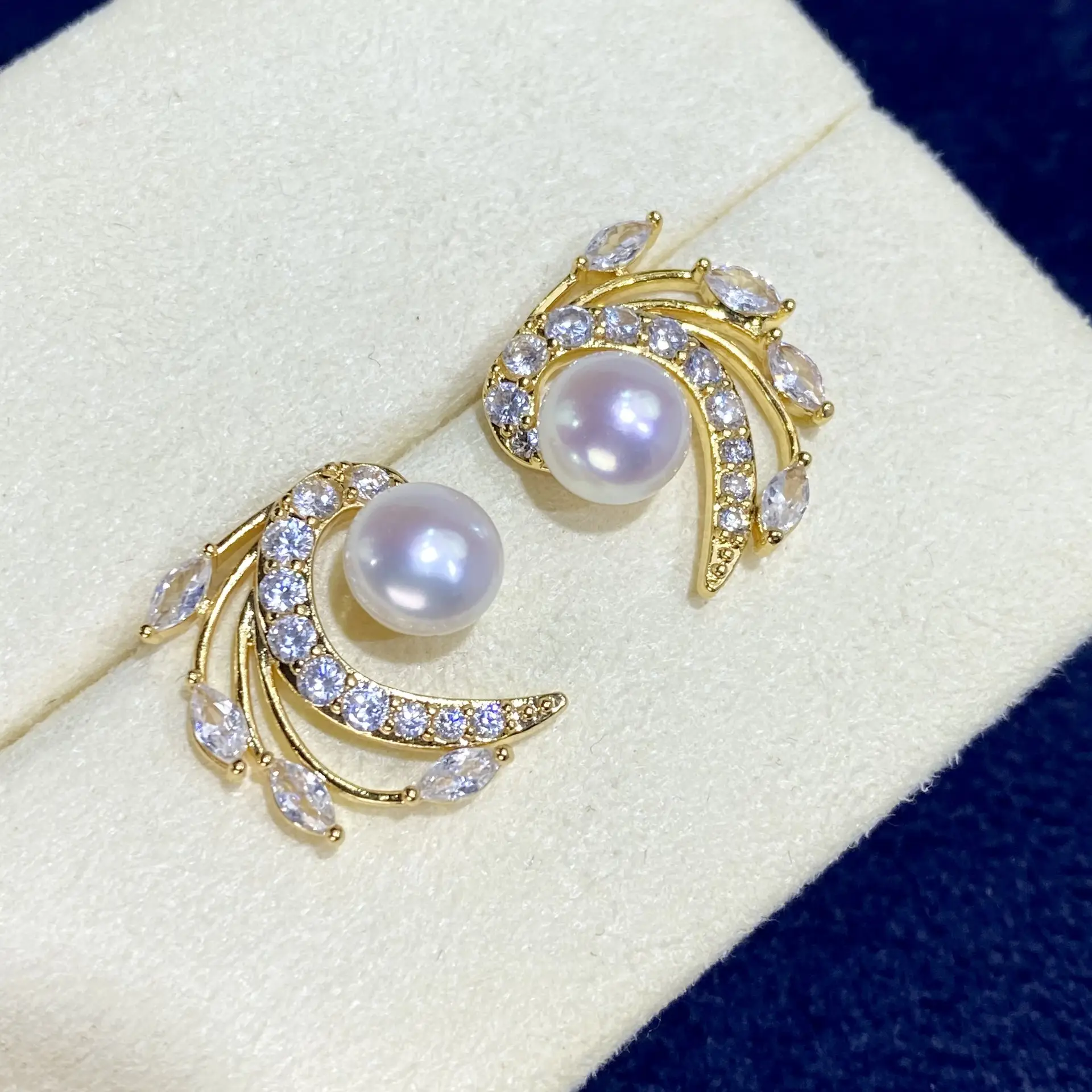 Natural Pearl Chinese Style Earrings Gold Plated