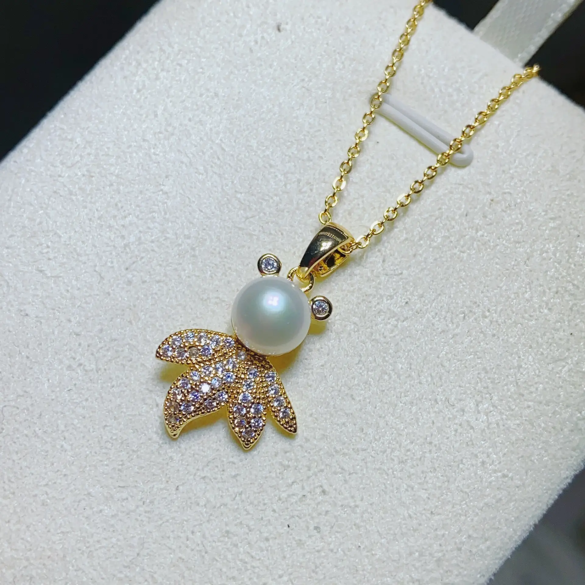 Natural Freshwater Pearl Goldfish Earrings Necklace Set