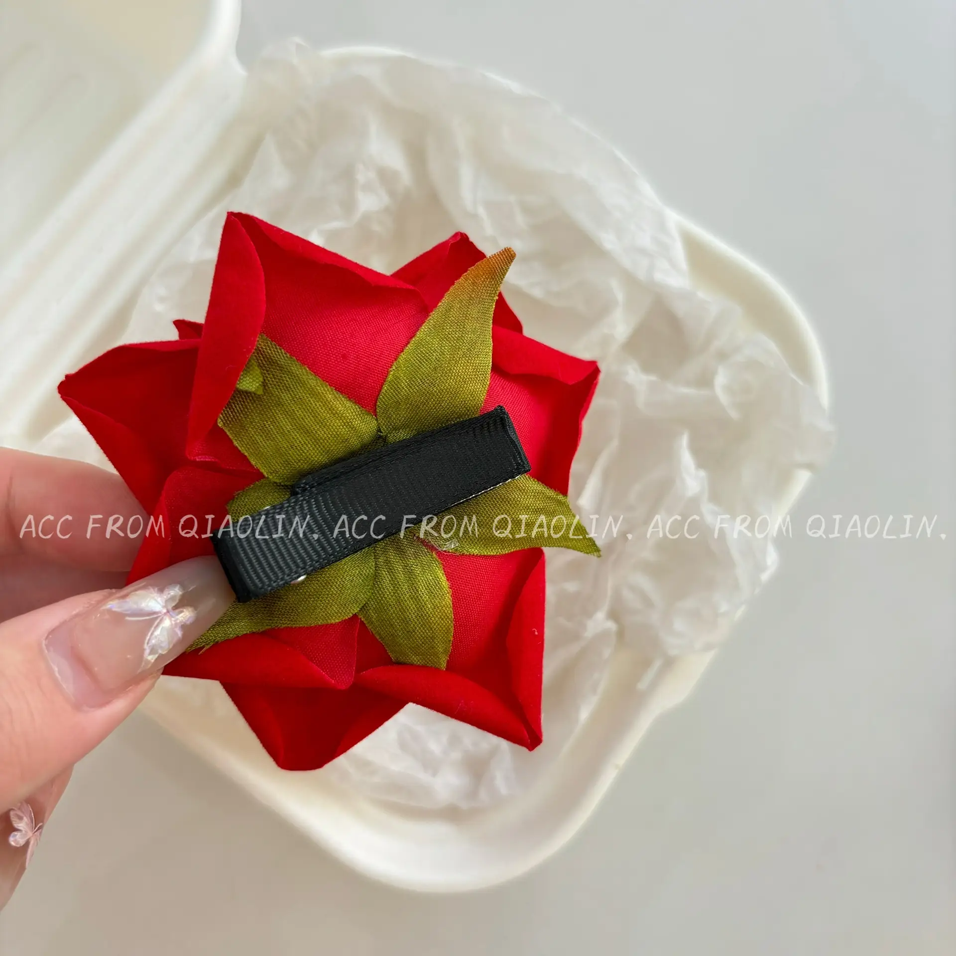 Tian Xiwei Red Rose Hairpin Photo Accessories — feature 12