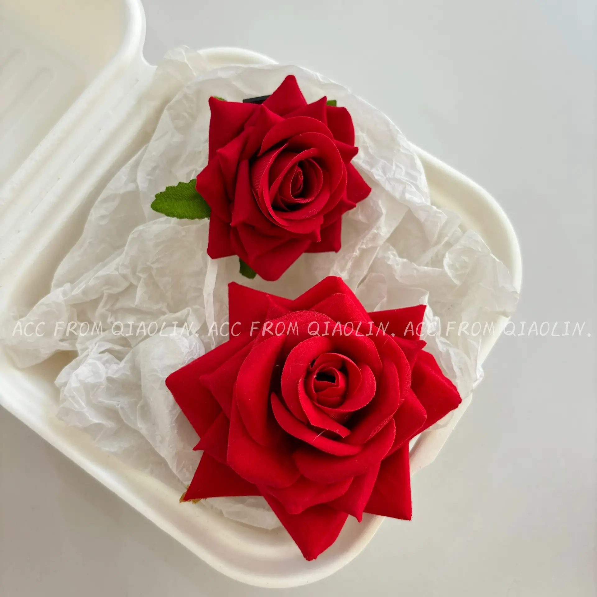 Tian Xiwei Red Rose Hairpin Photo Accessories — feature 15