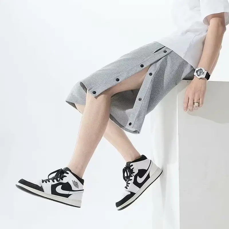 Men Full Breasted Shorts Harajuku Style Casual Shorts - Image 3