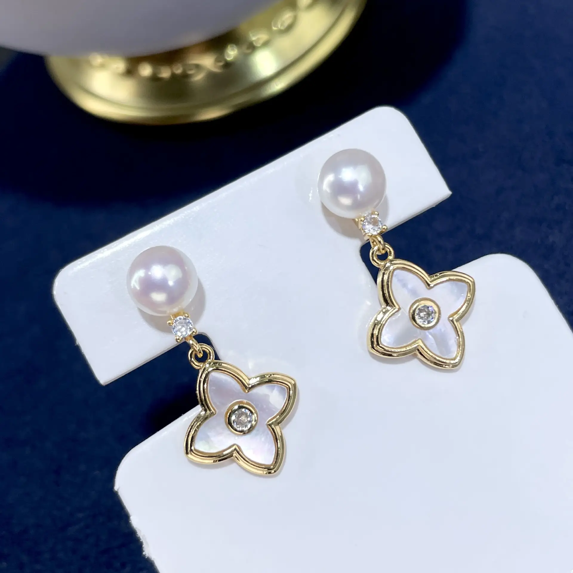 TikTok Earrings Natural Pearl Gold Heart Design All Match - Image 11