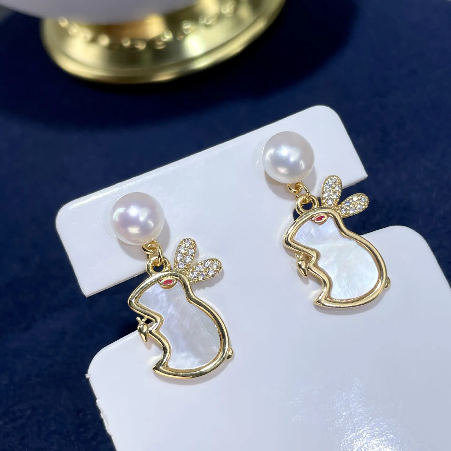 TikTok Earrings Natural Pearl Gold Heart Design All Match - Image 6