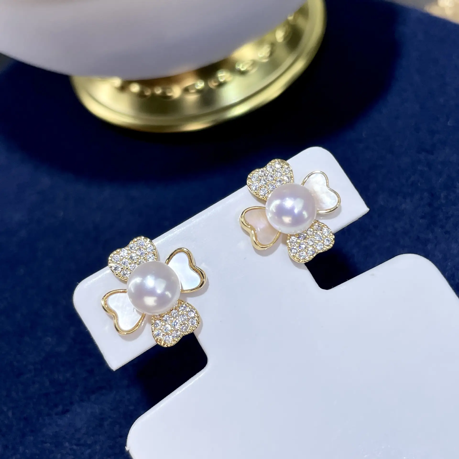 TikTok Earrings Natural Pearl Gold Heart Design All Match - Image 7
