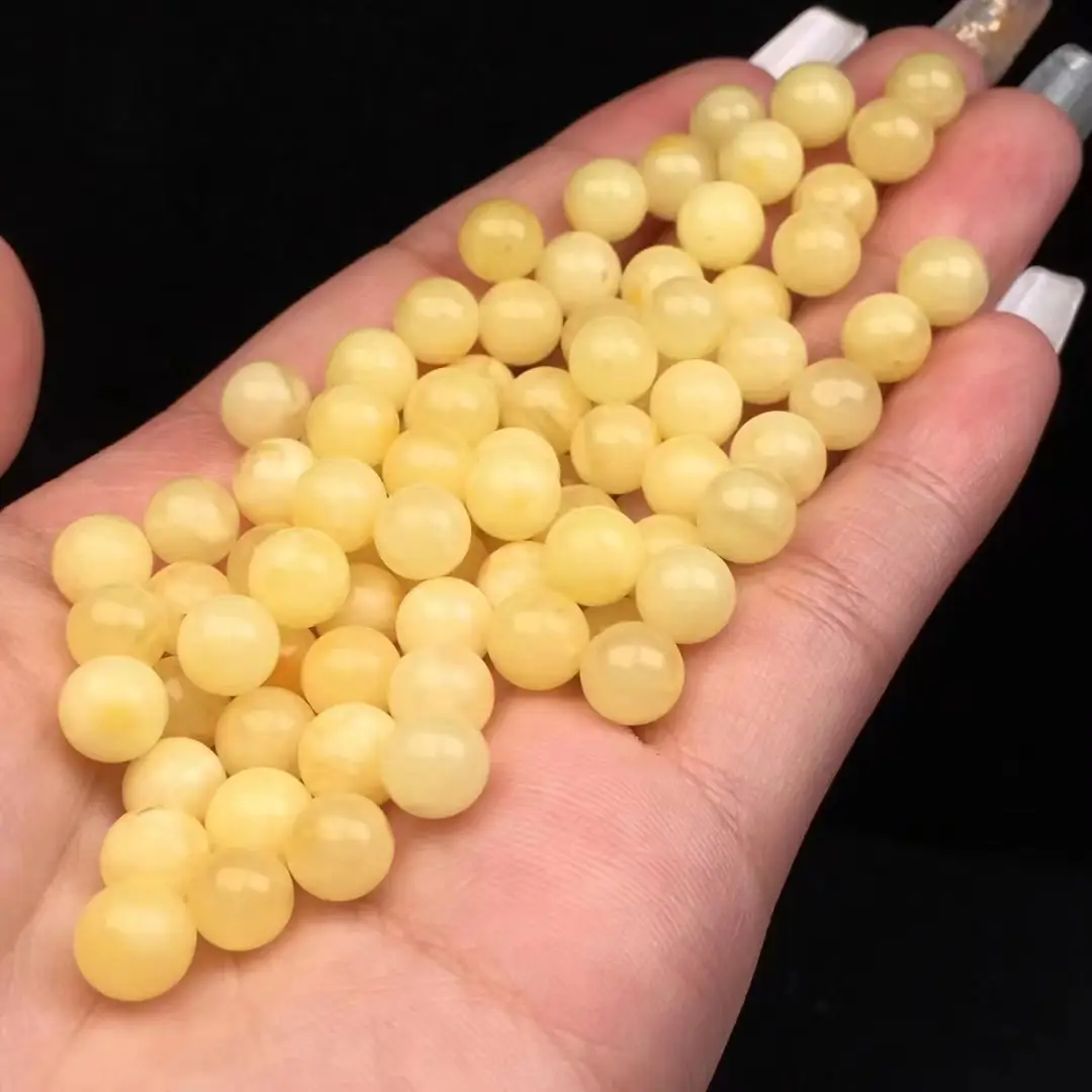 Natural Beeswax Round Beads White Flower Beads — feature 4