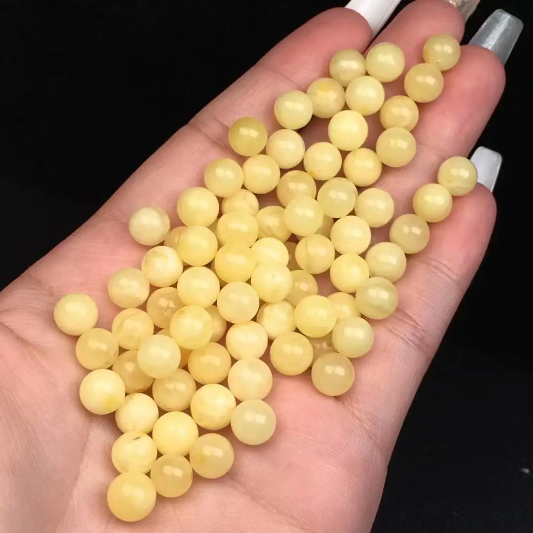 Natural Beeswax Round Beads White Flower Beads — feature 9