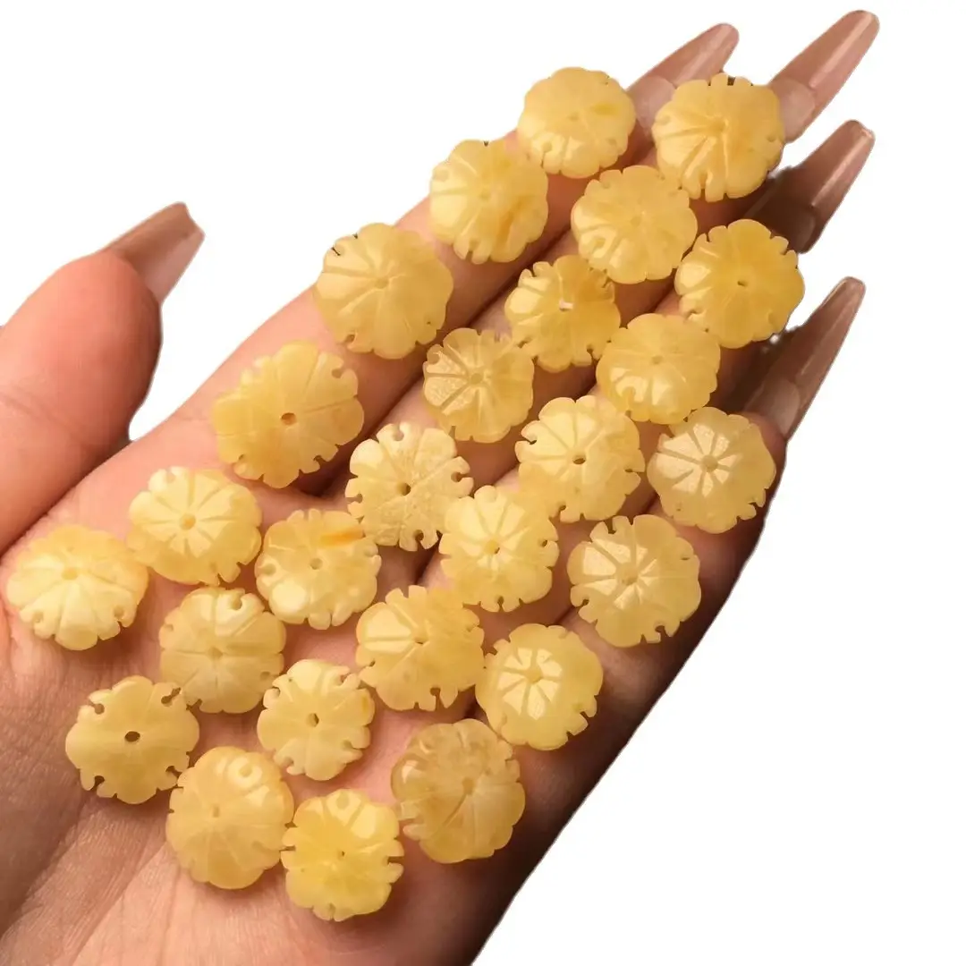 Natural Crocore Wax Carved Chicken Oil Yellow - Image 5