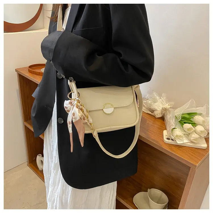 Women Crossbody Bag Beige Square Design Wholesale 2026 — feature 19