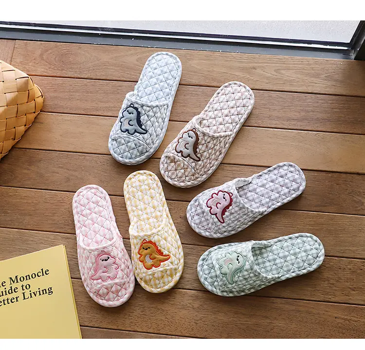 Cross-border cotton fabric couple slippers men's and women's shoes Spring and Autumn home indoor thickened three-layer non-slip mute floor slippers — feature 55