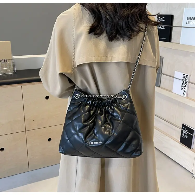 Women Rhombus Chain Bucket Bag Cream Large Capacity — feature 13