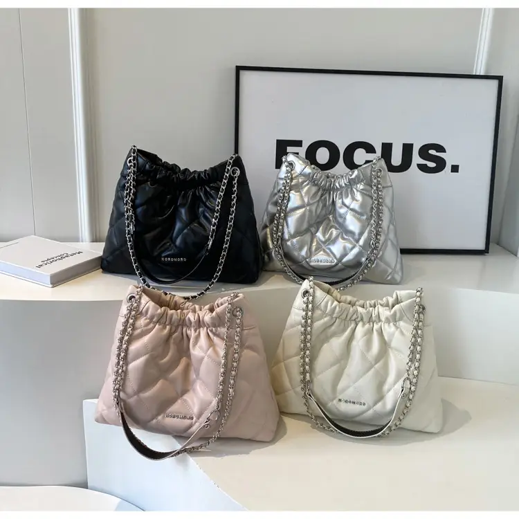 Women Rhombus Chain Bucket Bag Cream Large Capacity — feature 24