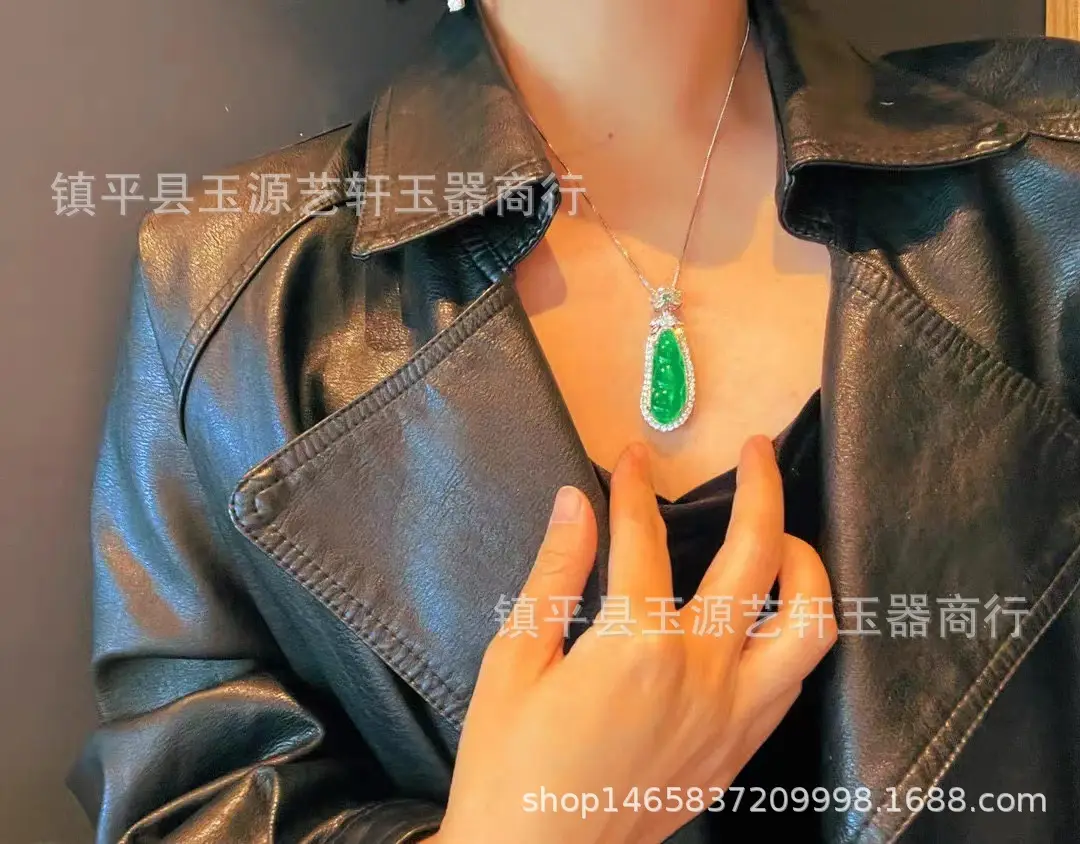 Natural Ice Chalcedony Pendant Necklace Full Green Agate Comparable to Emerald — feature 2
