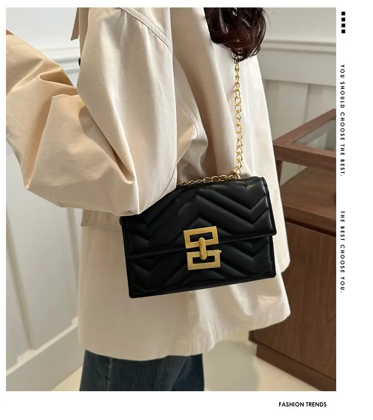 White Chain Crossbody Bag for Women 2024 — feature 10